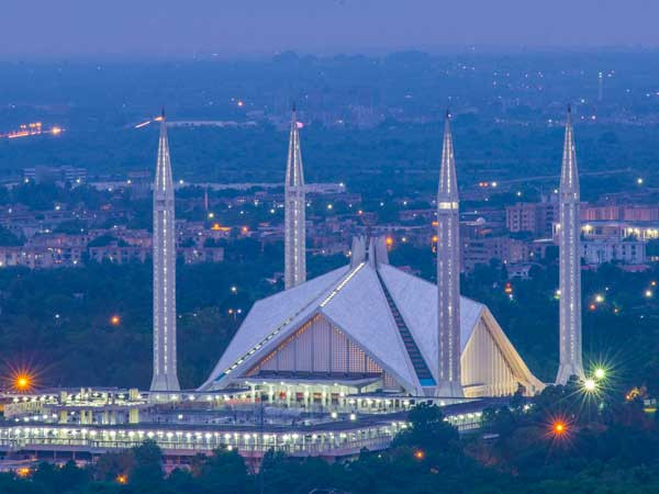 Most lots sold as Pakistan finally holds 5G spectrum auction